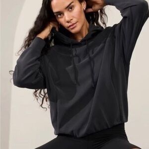 Women's Athleta Seasoft Bubble Hem Pullover Hoodie Black Medium
